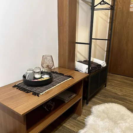 - Staje Guest house *